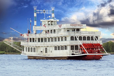 NY yacht Liberty Belle